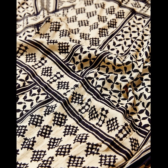 Ecote Patchwork Fringe Duster Open Poncho - Picture 9 of 11